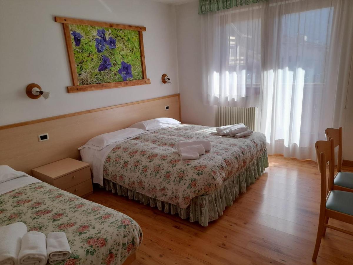 Hotel Garni B&B Maffei Pinzolo Exterior foto