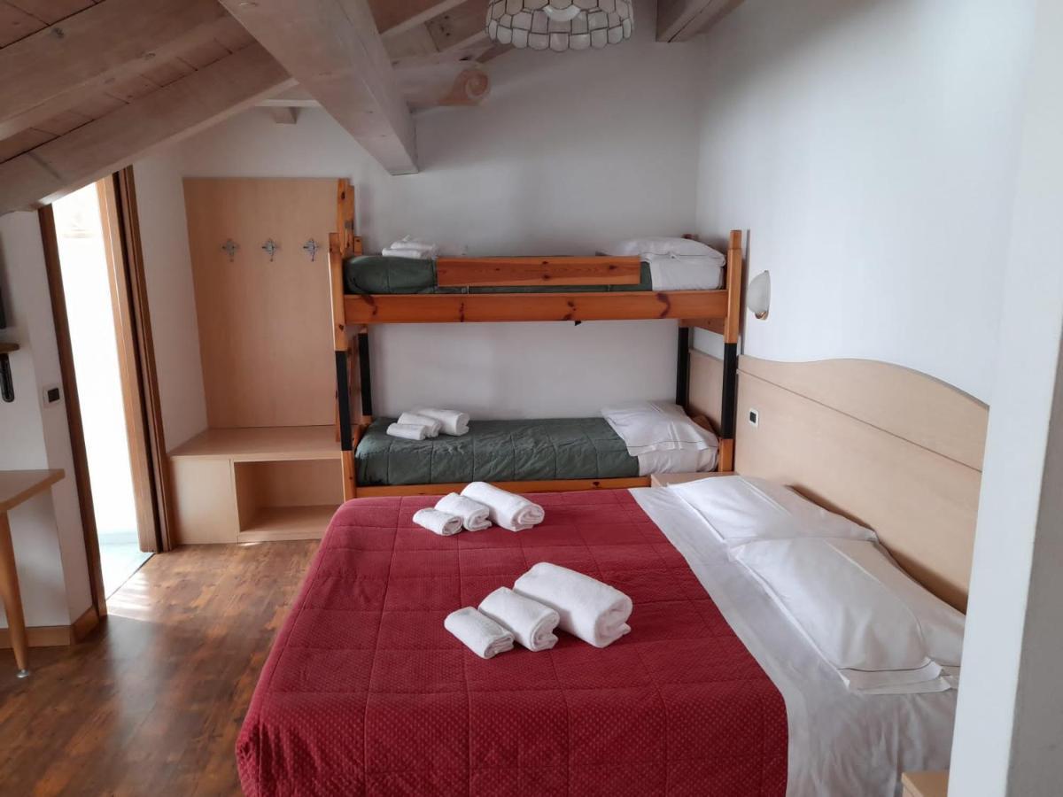 Hotel Garni B&B Maffei Pinzolo Exterior foto