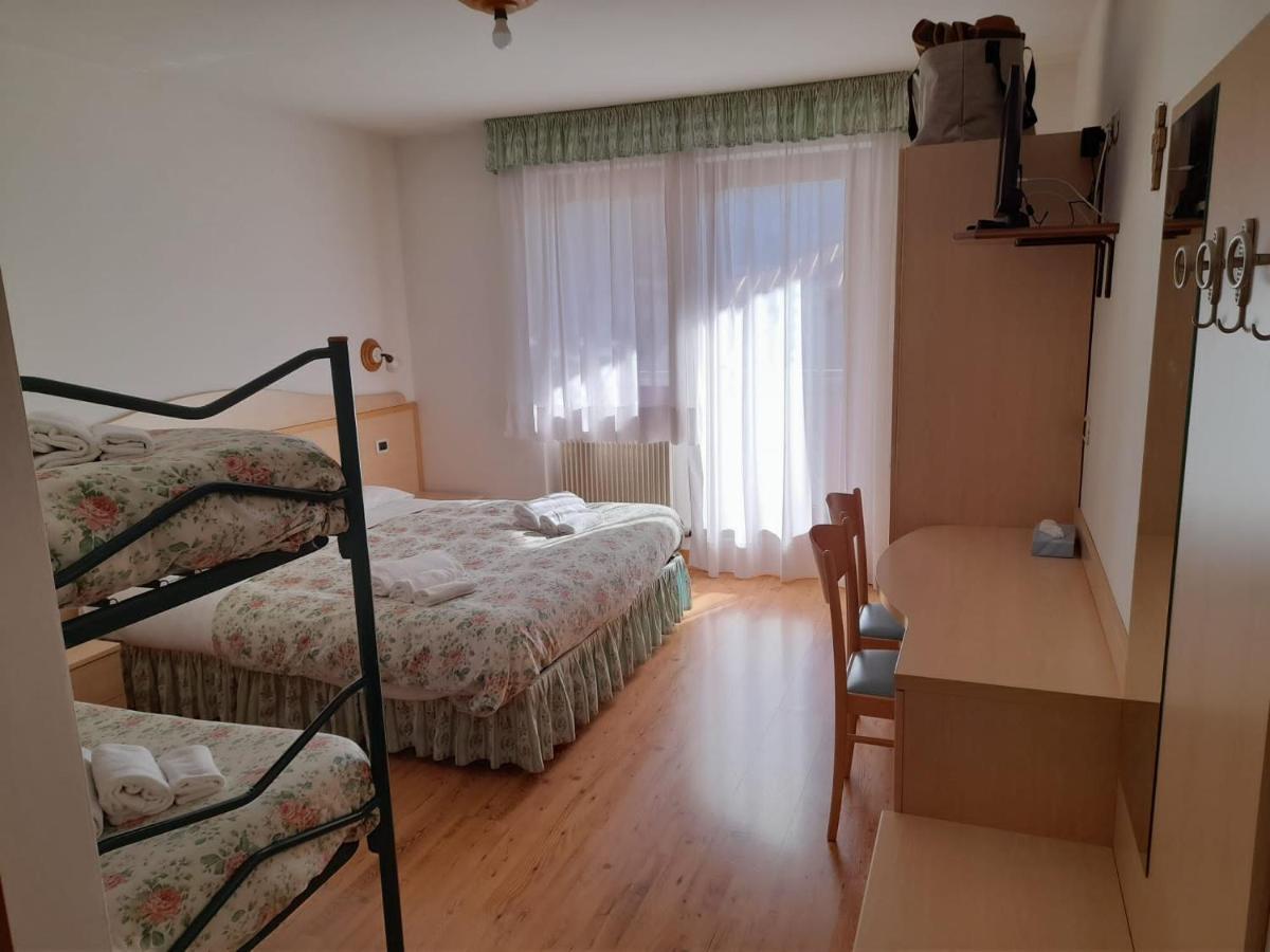 Hotel Garni B&B Maffei Pinzolo Exterior foto