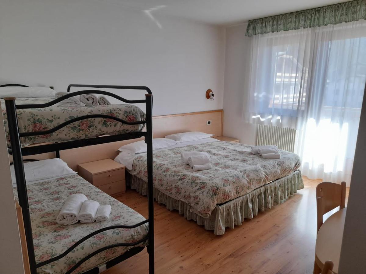 Hotel Garni B&B Maffei Pinzolo Exterior foto