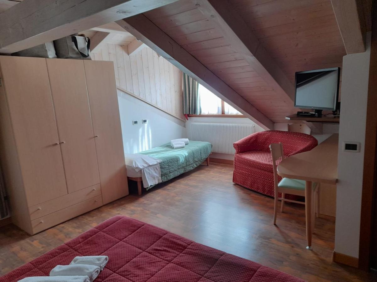 Hotel Garni B&B Maffei Pinzolo Exterior foto